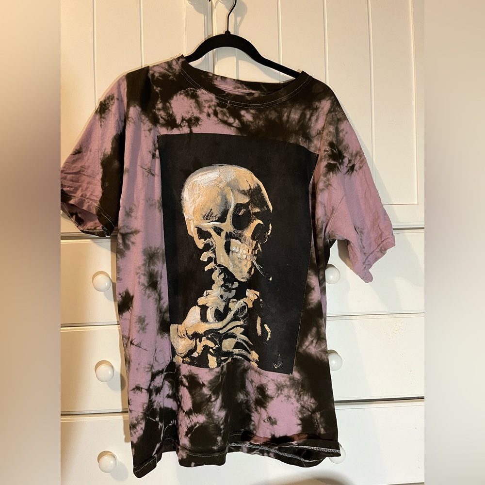 skeleton tie-dye graphic tee